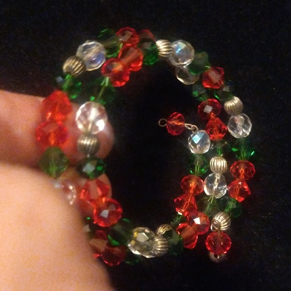 Handmade Jewerly Christmas Bracelet & Earing Set Red & Green Crystal wit Silver - Picture 4 of 7